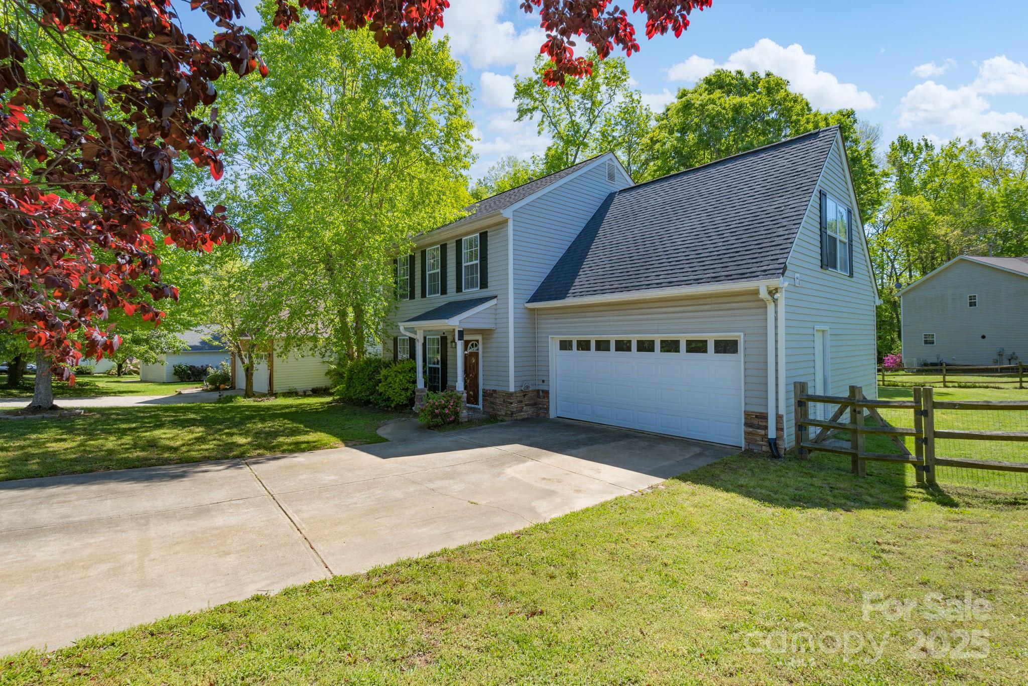 12604 Cardinal Point Road Charlotte, NC 28269 - Photo 3 of 28 Gallery Image 3