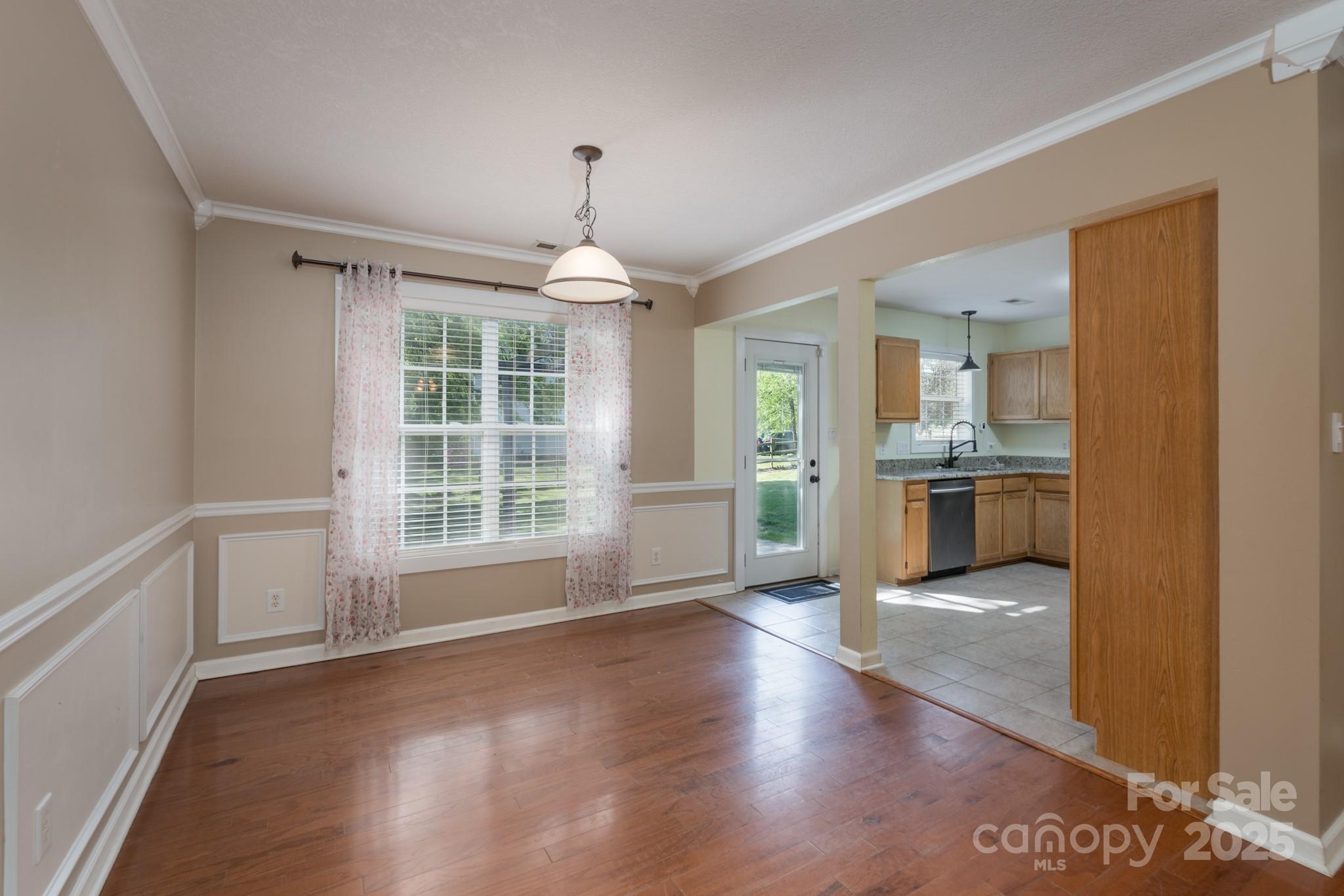 12604 Cardinal Point Road Charlotte, NC 28269 - Photo 10 of 28 Gallery Image 10