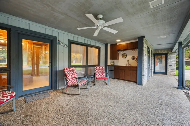 a group of people sitting in a room