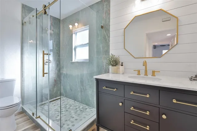 $575,000 | 18711 Red Bird Lane, Lithia, FL 33547