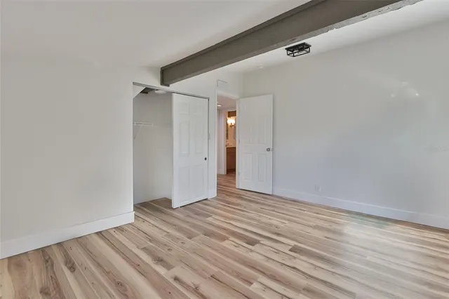 $575,000 | 18711 Red Bird Lane, Lithia, FL 33547