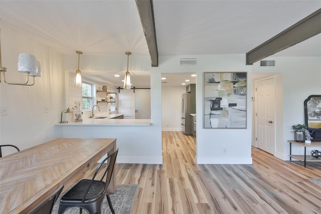 18711 Red Bird Lane Lithia, FL 33547 - Photo 8 of 42