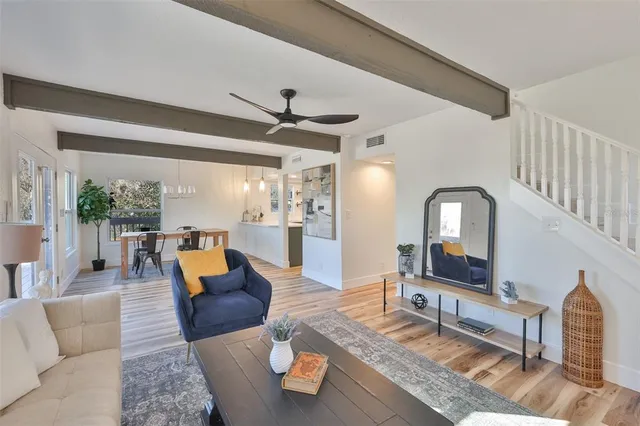 $575,000 | 18711 Red Bird Lane, Lithia, FL 33547