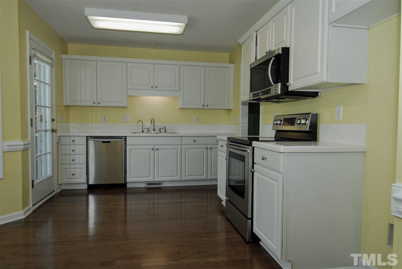 8312 Trumpetor Way Raleigh, NC 27613 - Photo 11 of 25