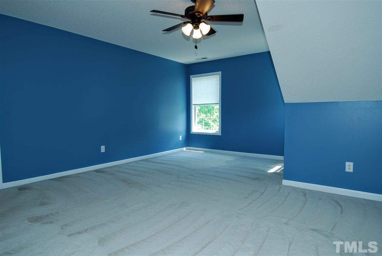 8312 Trumpetor Way Raleigh, NC 27613 - Photo 17 of 25
