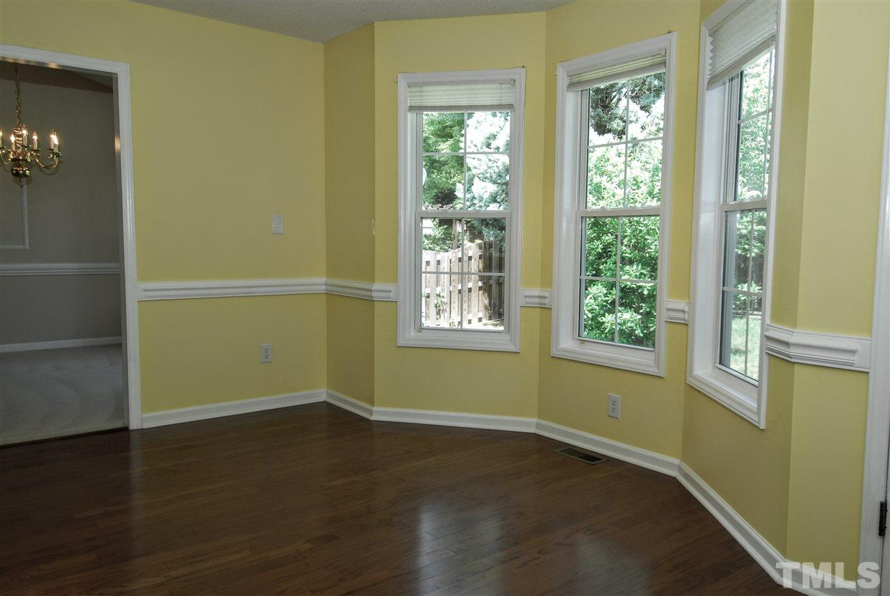 8312 Trumpetor Way Raleigh, NC 27613 - Photo 7 of 25