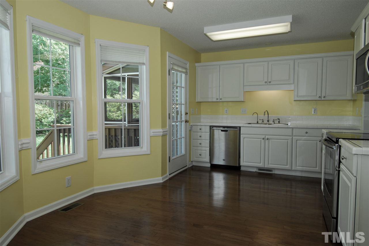 8312 Trumpetor Way Raleigh, NC 27613 - Photo 8 of 25