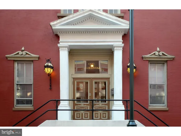 $2,360 | 1100 Spruce Street, Unit 2D, Philadelphia, PA 19107