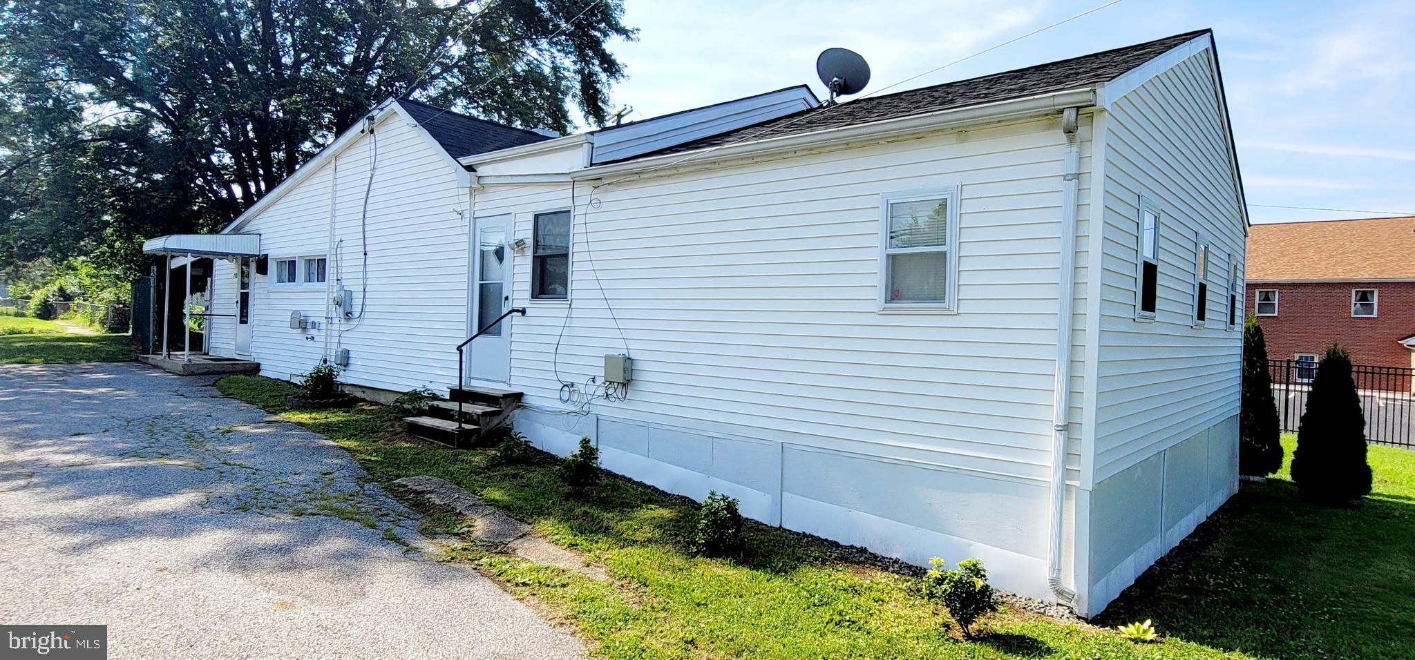 7503 Old Battle Grove Road Dundalk, MD 21222 - Photo 2 of 43 Gallery Image 2