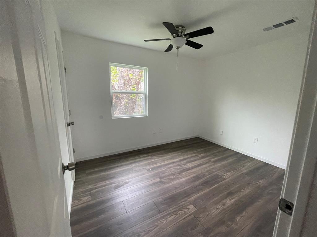 3 Ridge Drive Hickory Creek, TX 75065 - Photo 13 of 20 an empty room with a window
