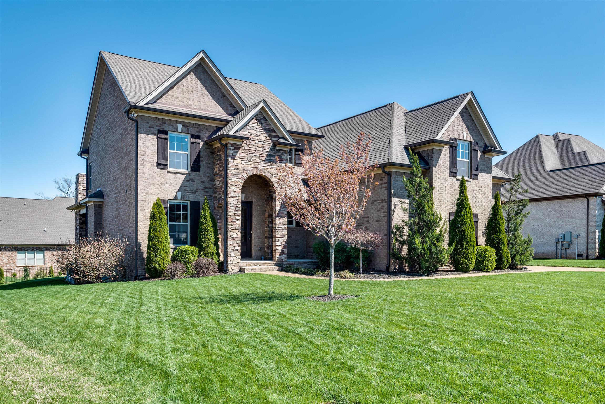 2072 Autumn Ridge Way Spring Hill, TN 37174 - Photo 2 of 30 ALL BRICK HOME - Mature Landscaping.