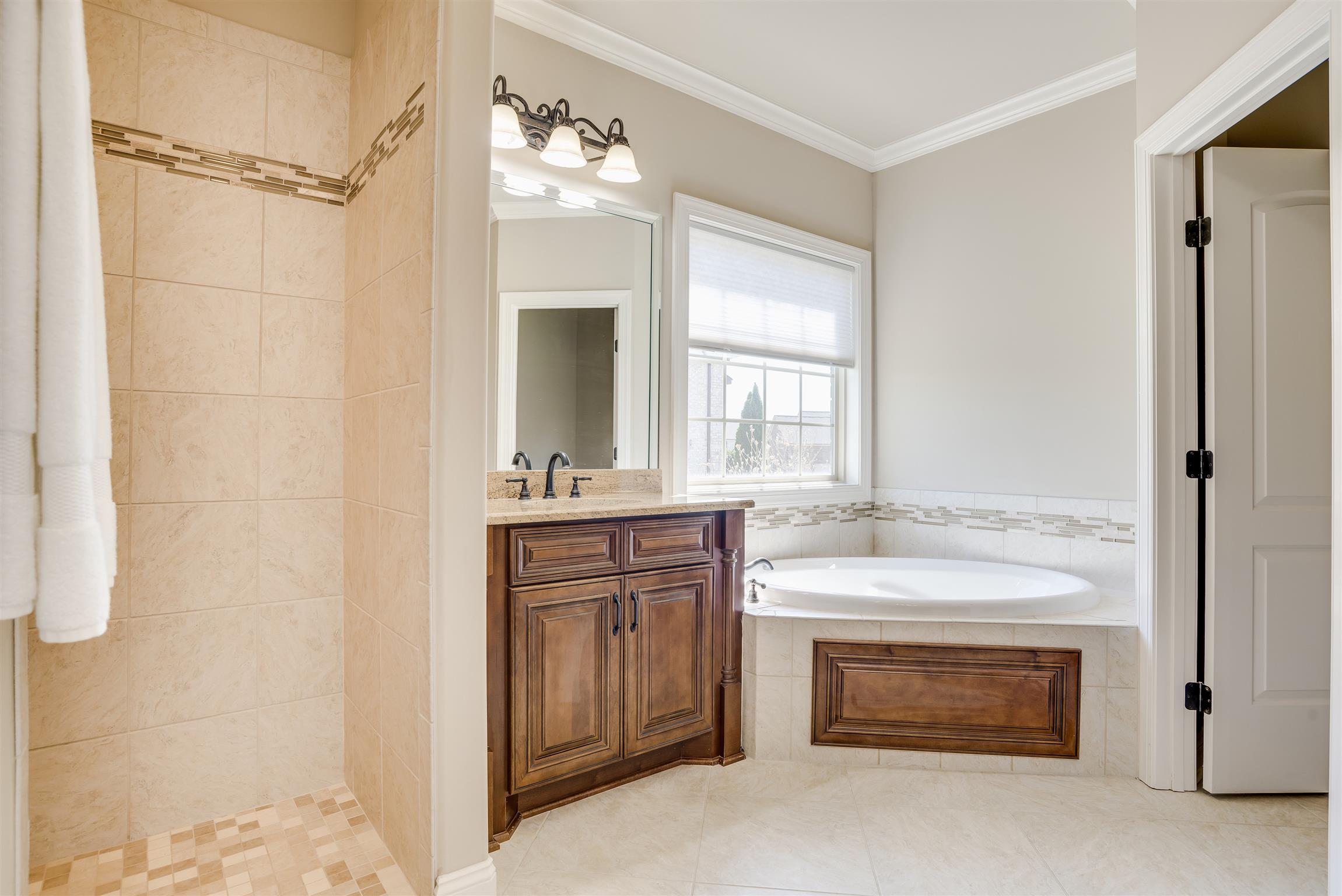 2072 Autumn Ridge Way Spring Hill, TN 37174 - Photo 16 of 30 Master Bath - Separate Walk-In Shower, Split Vanities, Jetted Tub...