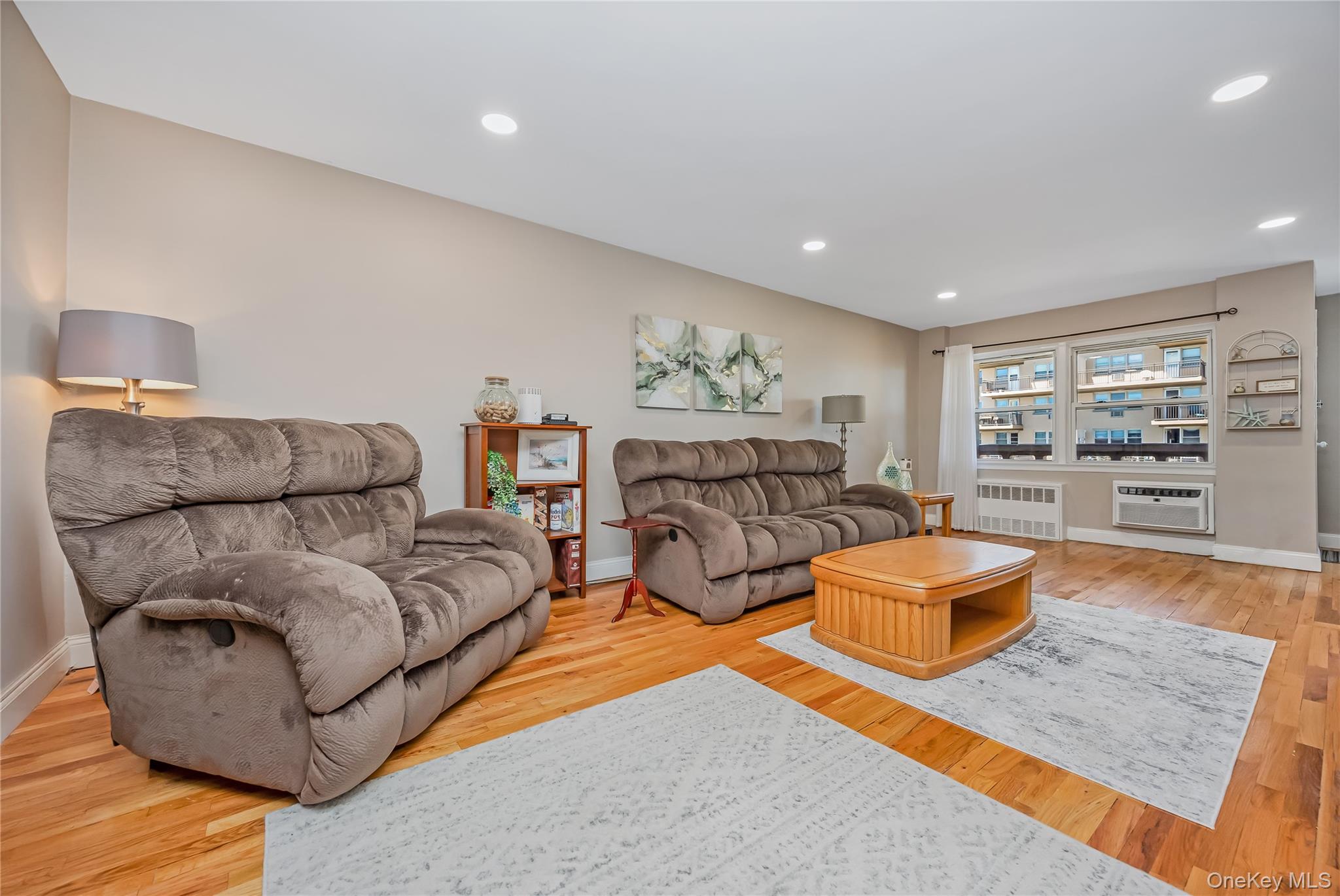 600 Shore Road, Unit 6K Long Beach, NY 11561 - Photo 4 of 25