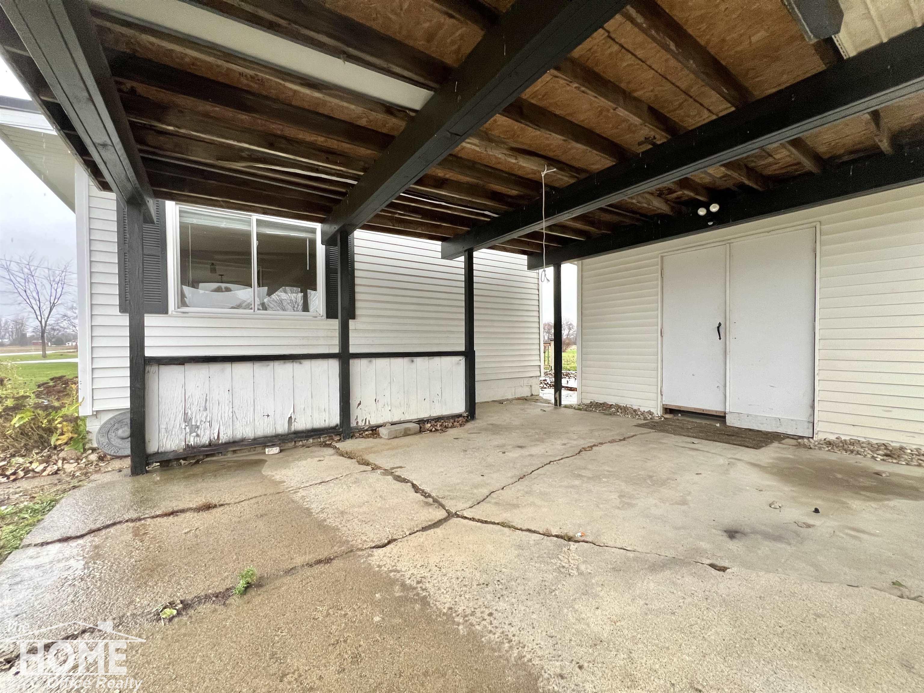 10861 East Bennington Road Durand, MI 48429 - Photo 30 of 45 50162810-5d54d279-7903-4174-b7c2-ba94634f1217.JPG