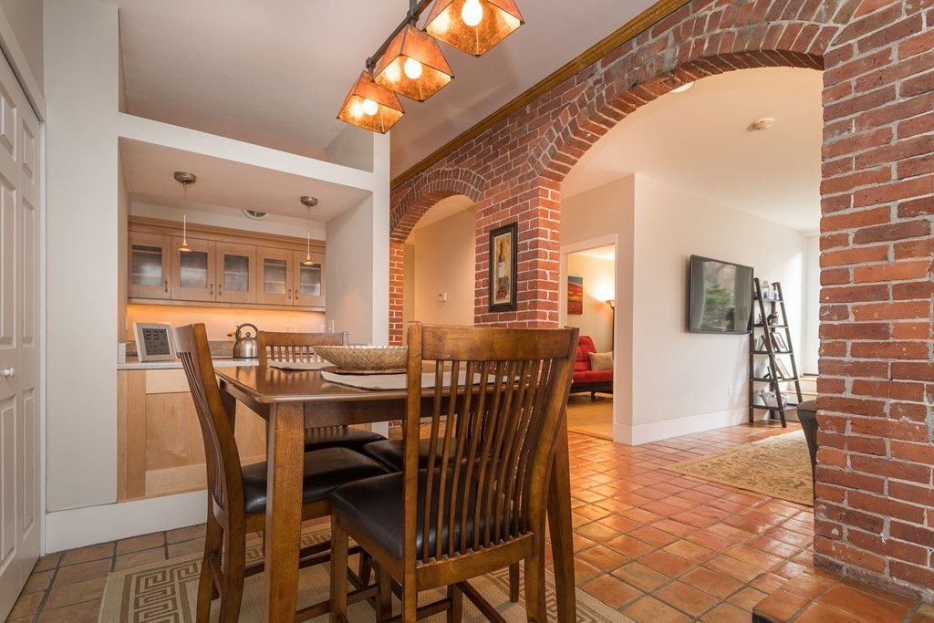 4 Monument Square, Unit 1 Boston, MA 02129 - Photo 4 of 12