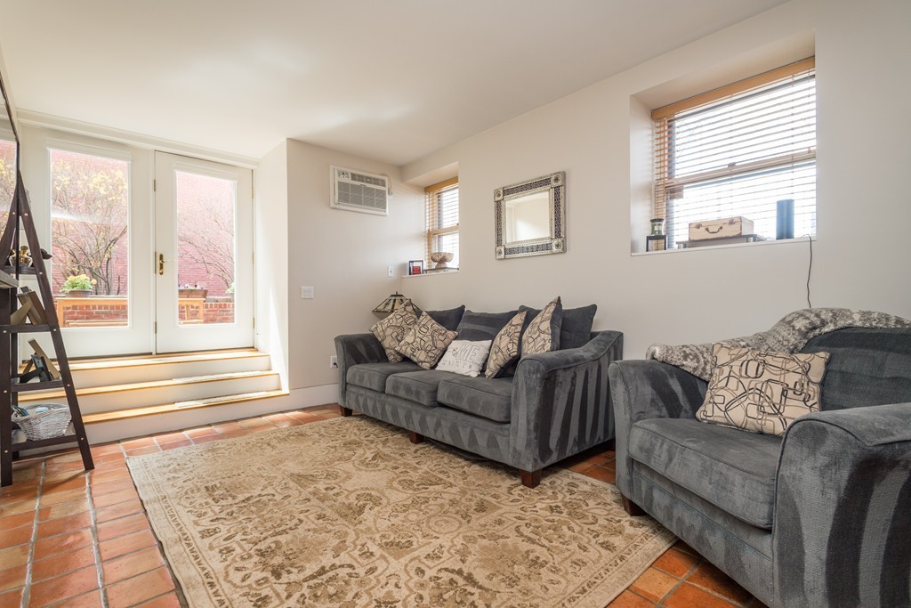 4 Monument Square, Unit 1 Boston, MA 02129 - Photo 5 of 12