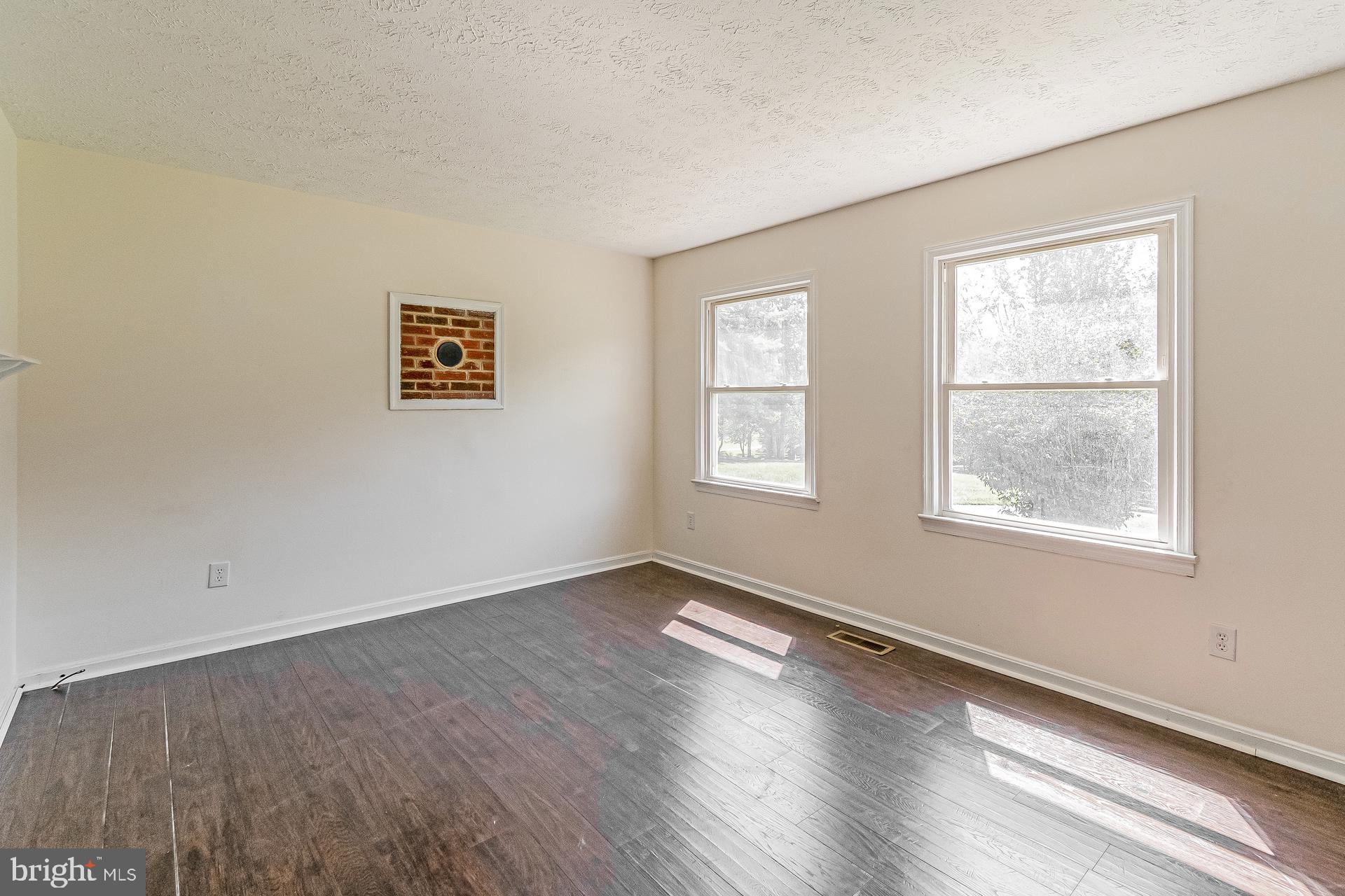 9577 Roys Lane Culpeper, VA 22701 - Photo 7 of 17 Gallery Image 7