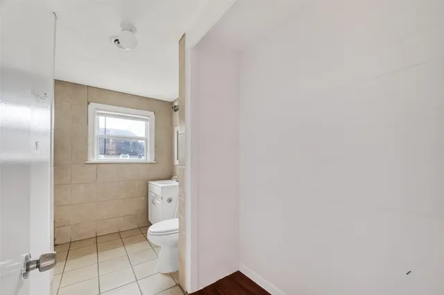 $1,500 | 521 Alford Street, Baytown, TX 77520