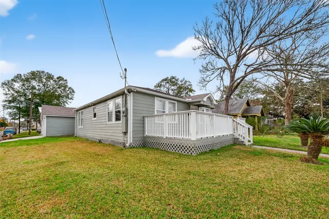 $1,500 | 521 Alford Street, Baytown, TX 77520