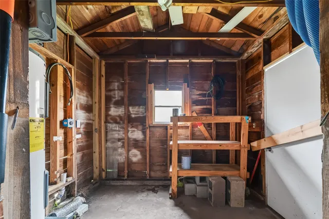 $1,500 | 521 Alford Street, Baytown, TX 77520