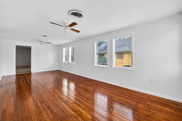 $1,500 | 521 Alford Street, Baytown, TX 77520