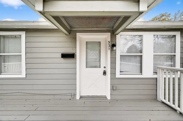 $1,500 | 521 Alford Street, Baytown, TX 77520