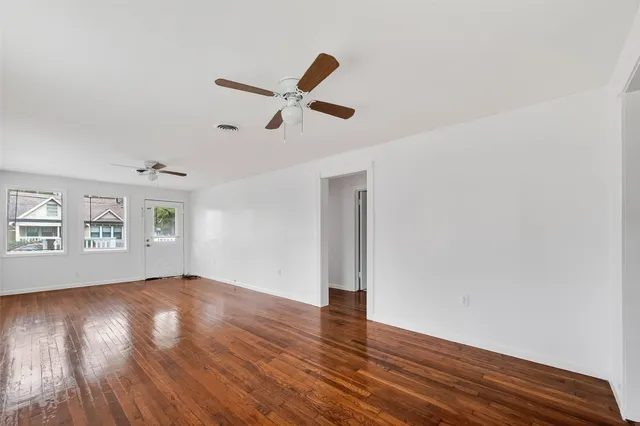 $1,500 | 521 Alford Street, Baytown, TX 77520