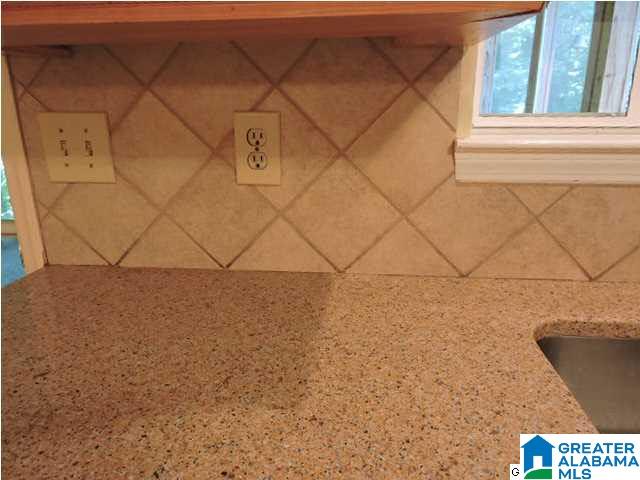 406 Oak Leaf Circle Birmingham, AL 35244 - Photo 5 of 23