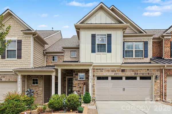 $440,000 | 5012 Forest Hills Place, Fort Mill, SC 29707