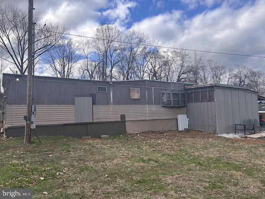 370-382 Kerns Street Inwood, WV 25428 - Photo 2 of 7