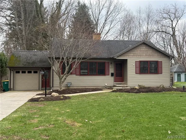 $350,000 | 811 Lawrence Avenue, East Aurora, NY 14052