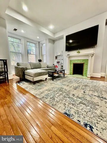 $5,650 | 2206 1st Street Northwest, Unit A, Washington, DC 20001