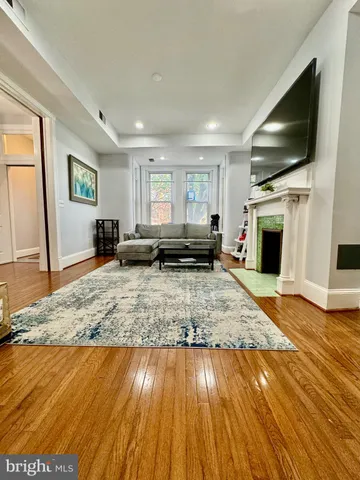 $5,650 | 2206 1st Street Northwest, Unit A, Washington, DC 20001