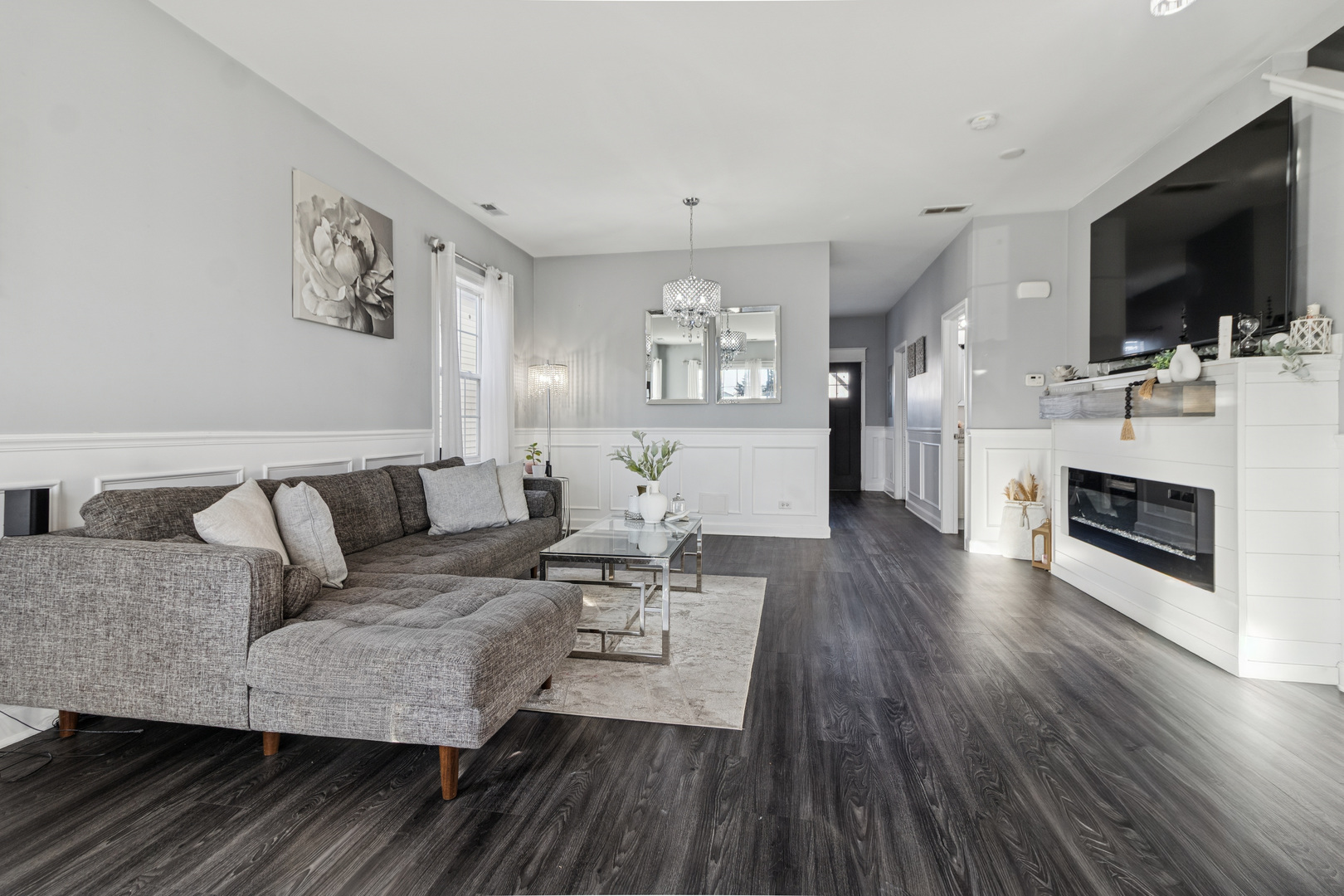 7626 West 63rd Place Summit, IL 60501 - Photo 5 of 26