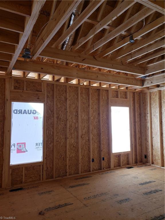 201 Pipers Ridge West Winston-Salem, NC 27127 - Photo 3 of 23 4/26
