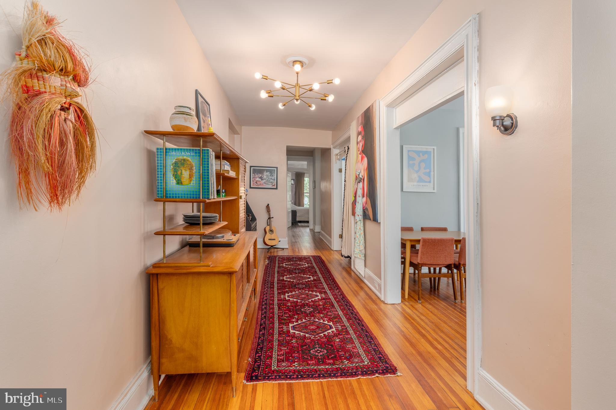 1840 Biltmore Street Northwest, Unit 46 Washington, DC 20009 - Photo 3 of 32 Wide foyer for additional storage or even a desk