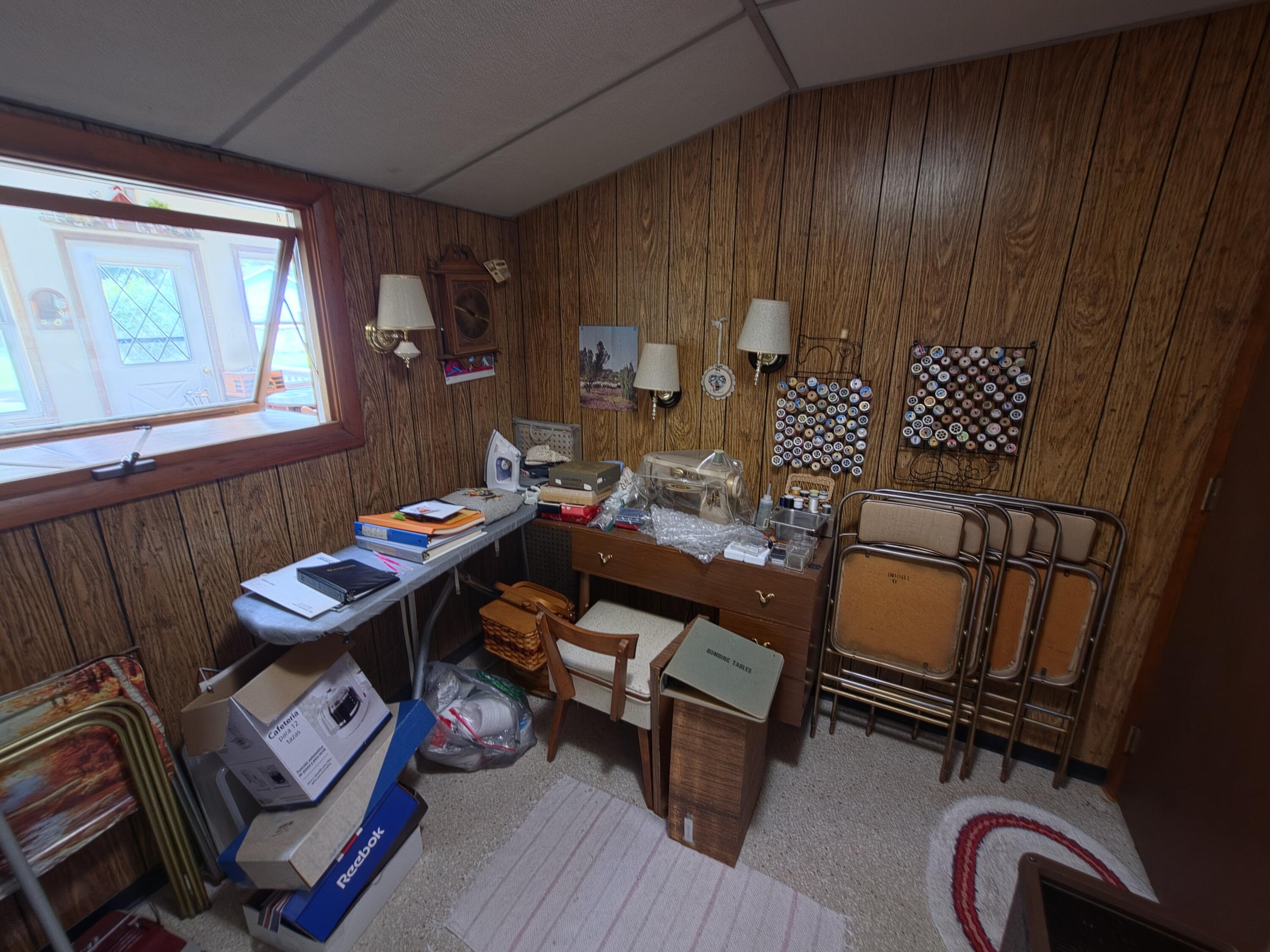 1909 West Washington Street Springfield, OH 45506 - Photo 22 of 28 Laundry/Hobby room view 1