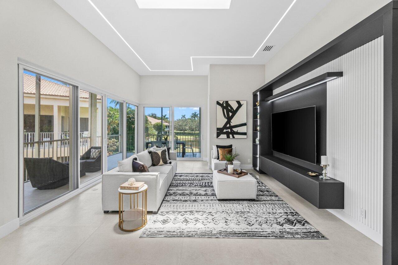 6357 Graycliff Drive, Unit C Boca Raton, FL 33496 - Photo 9 of 57 Family Room