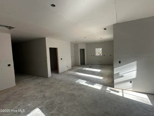 $419,900 | 34 South Shamrock Drive, Jackson Springs, NC 27281