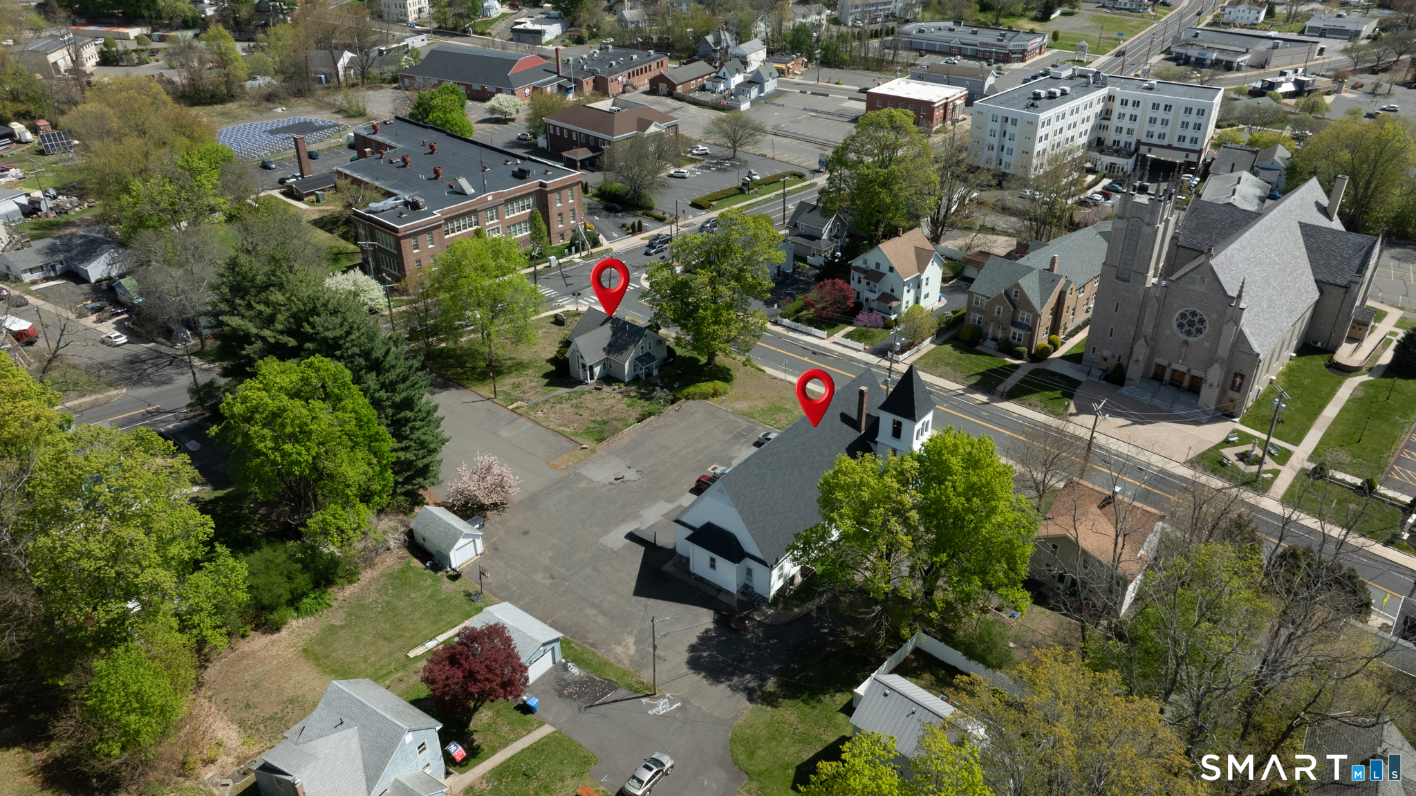 523 West Street Bristol, CT 06010 - Photo 26 of 30 an aerial view of a houses with yard