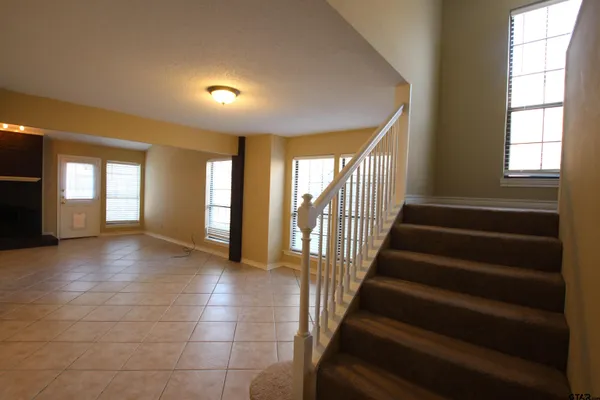 $875,000 | 5875 Creekside Circle, Tyler, TX 75703