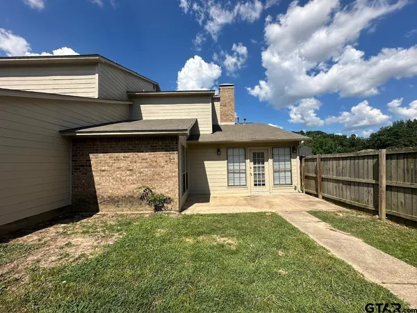 $875,000 | 5875 Creekside Circle, Tyler, TX 75703
