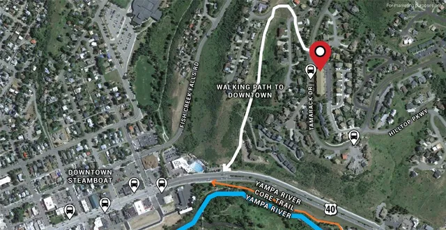 a view of a tennis court