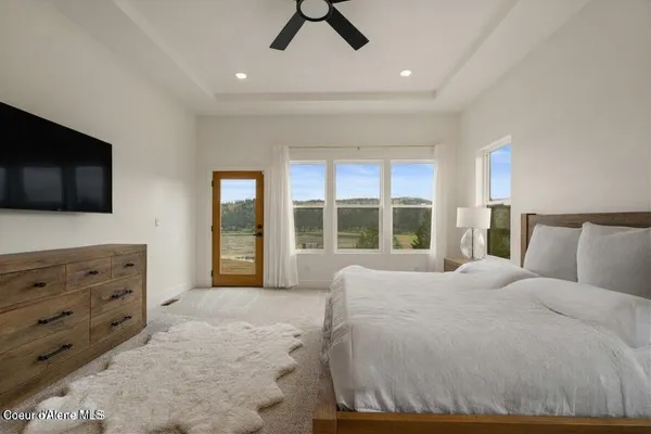 $1,100,000 | 424 Patriots Dr Street, St. Maries, ID 83861