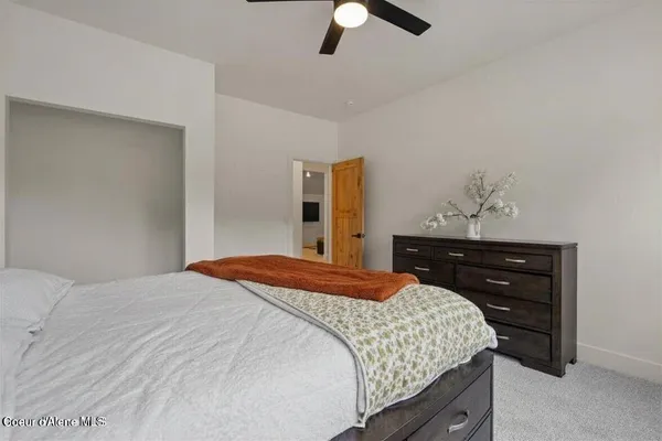 $1,100,000 | 424 Patriots Dr Street, St. Maries, ID 83861