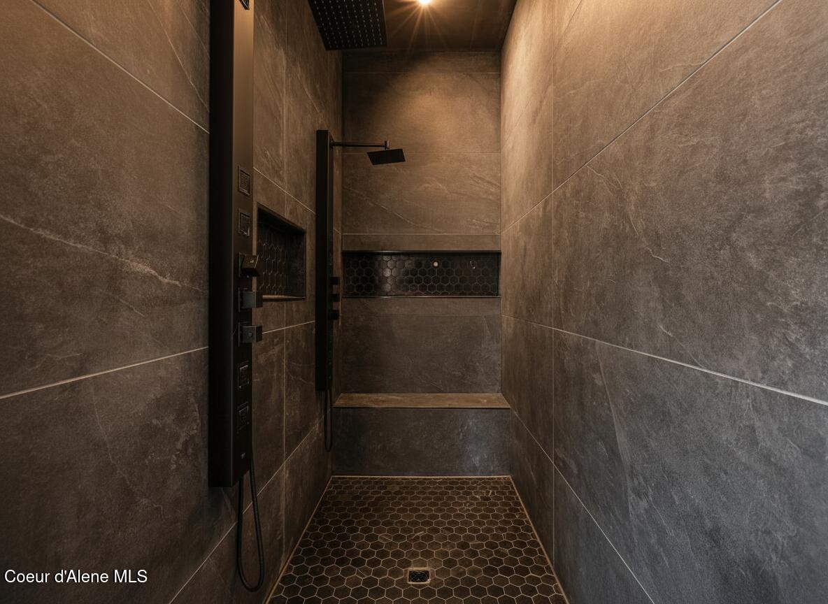 424 Patriots Dr Street St. Maries, ID 83861 - Photo 8 of 42 Shower