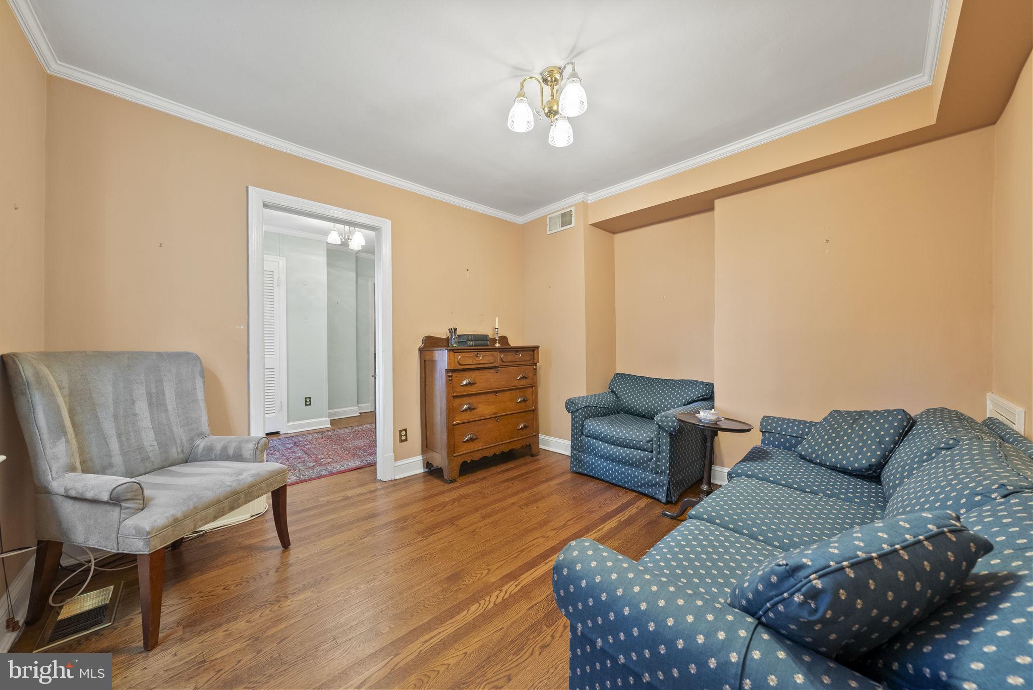 128 11th Street Southeast Washington, DC 20003 - Photo 20 of 52 Sitting room/family room