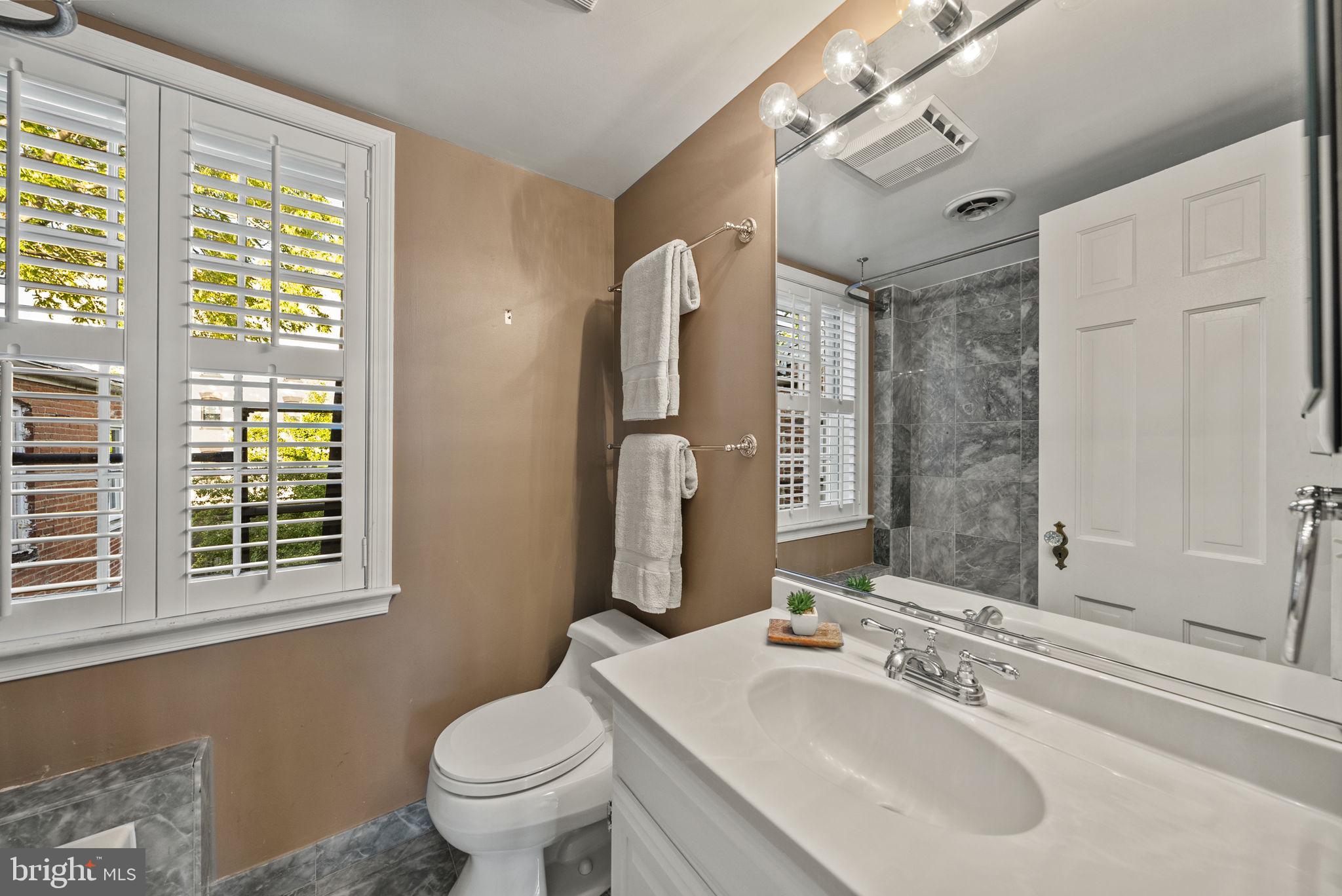 128 11th Street Southeast Washington, DC 20003 - Photo 29 of 52 Primary bathroom