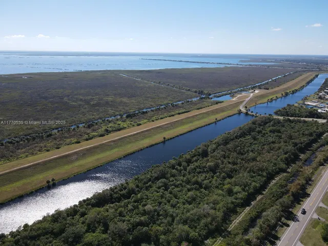 $360,000 | 15581 Highway 78, Okeechobee, FL 34974