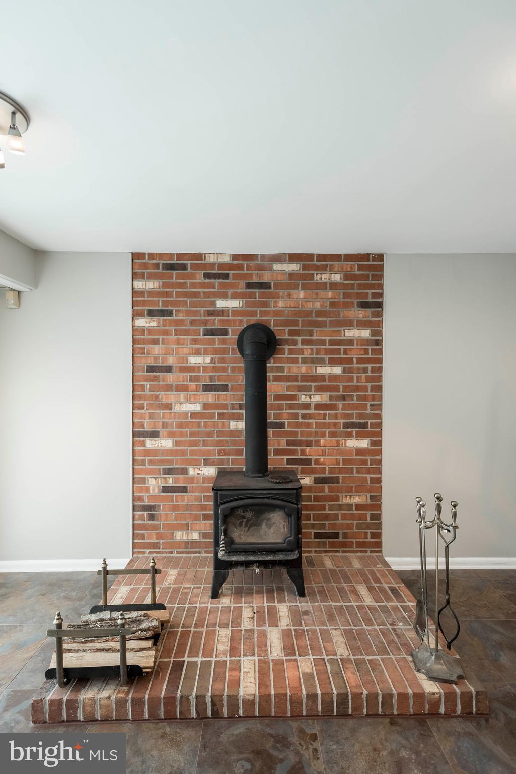 3350 Murray Road Finksburg, MD 21048 - Photo 9 of 30 Wood Stove